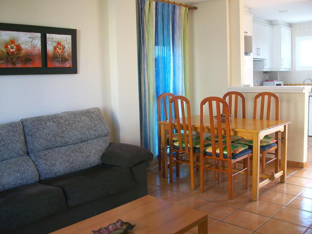 Apartamentos Par Tres - Oliva Nova Oda fotoğraf